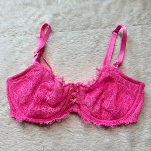 Victoria's Secret Fuchsia Lace Bra